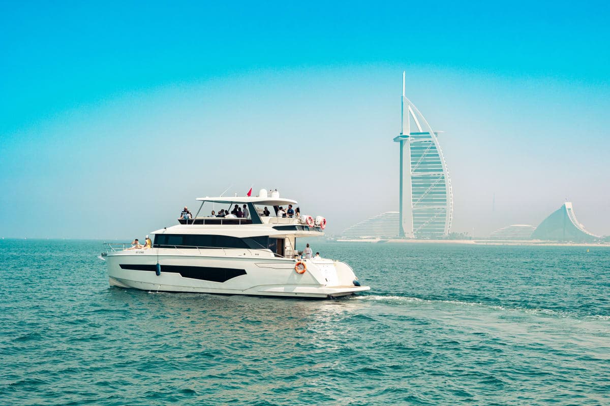 Sky Walker Sharing Yacht Tours