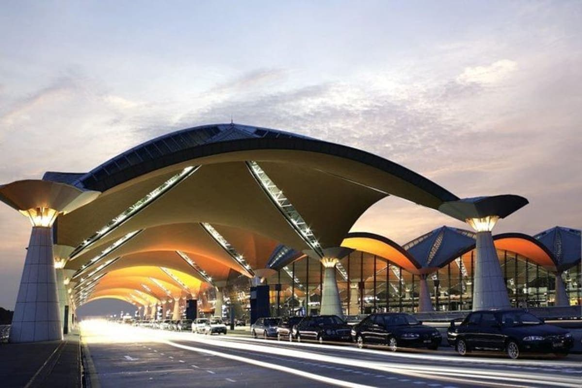 Genting Hotel to Kuala Lumpur Midnight Airport Private transfers