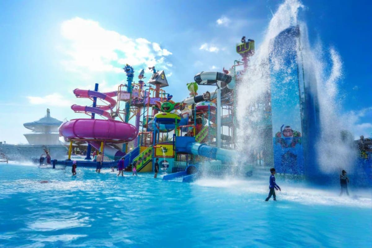 Columbia Pictures Aquaverse Water Park