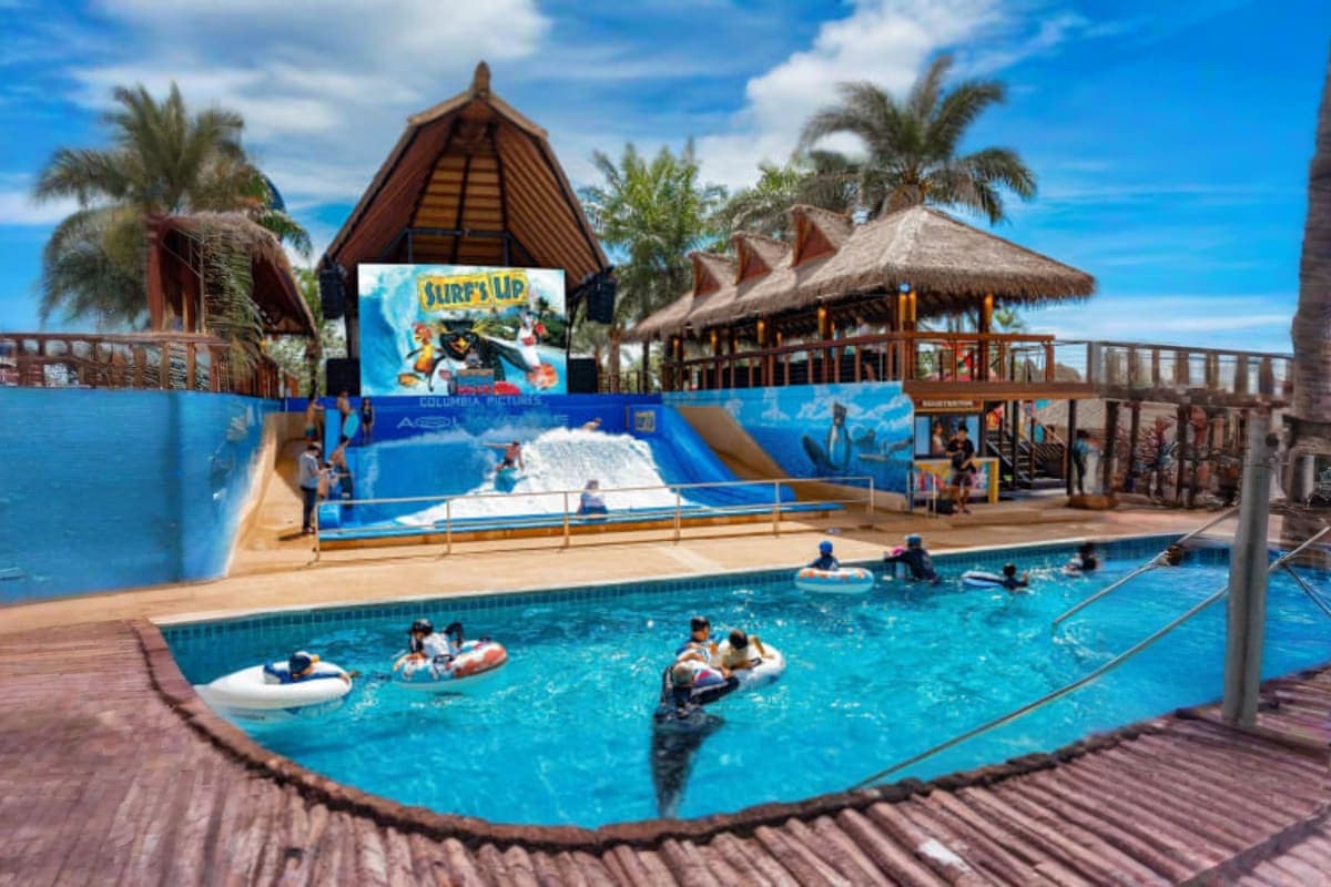Columbia Pictures Aquaverse Water Park
