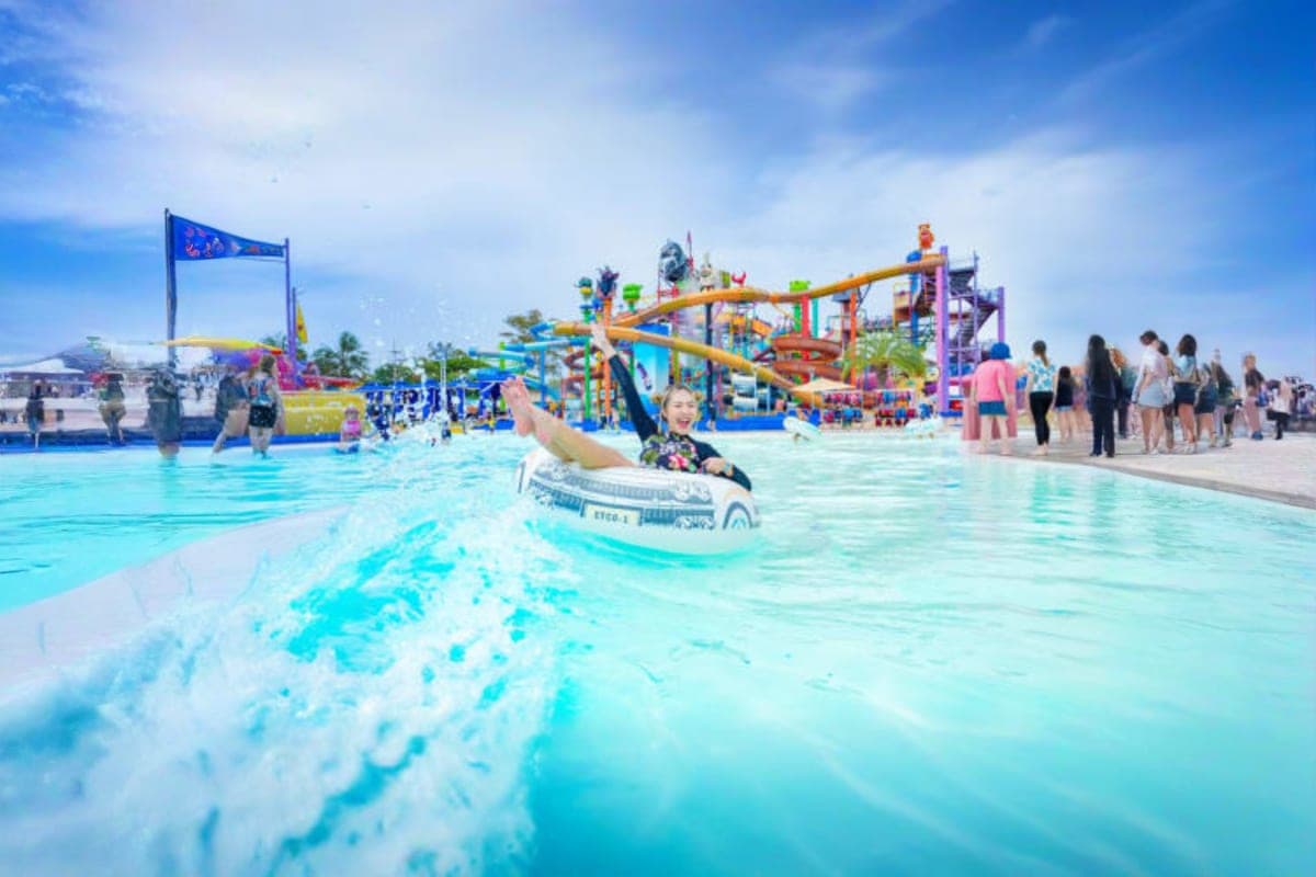 Columbia Pictures Aquaverse Water Park
