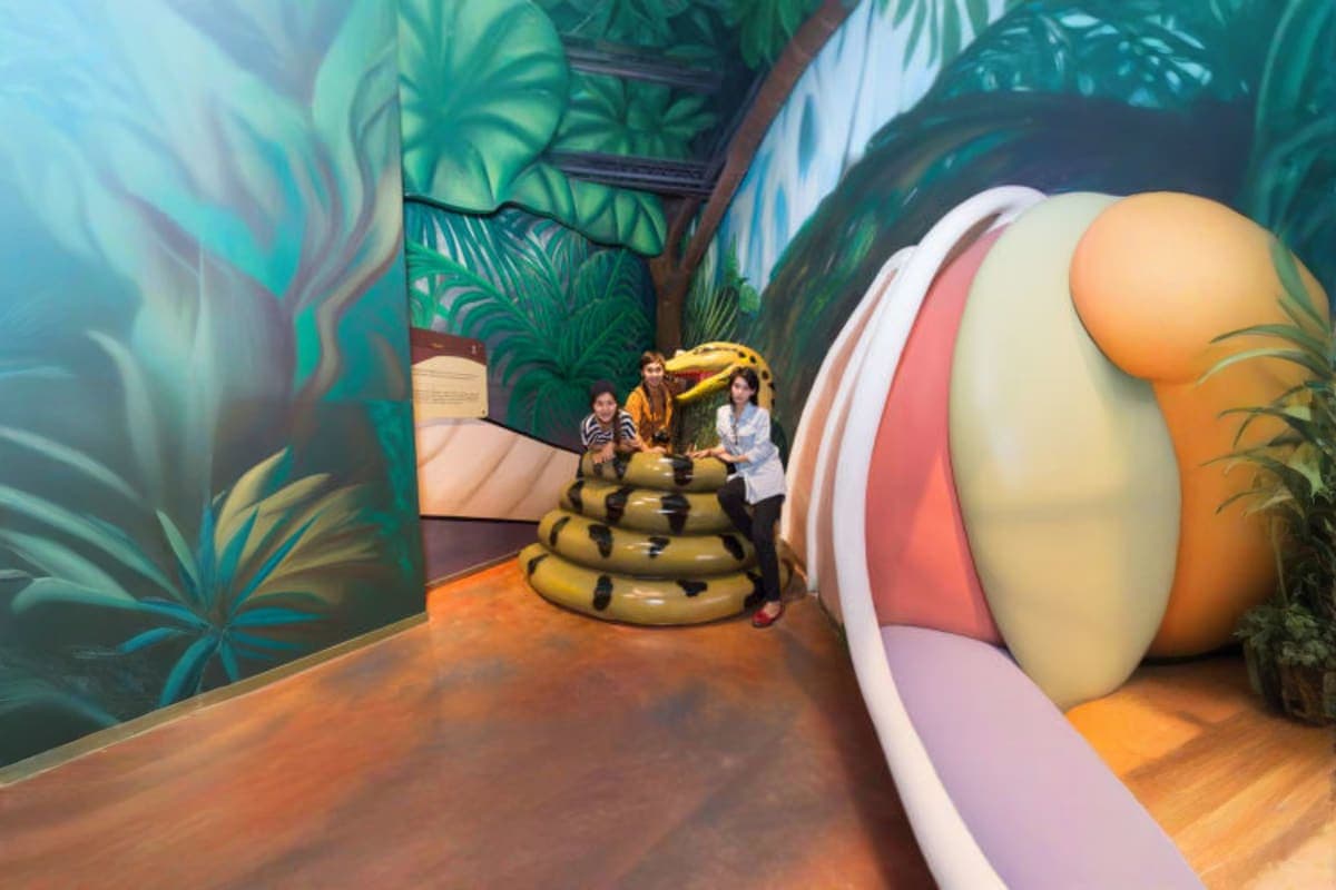 Siam Serpentarium
