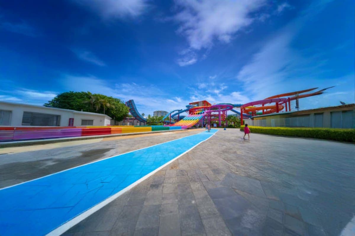 Splash Jungle Water Park