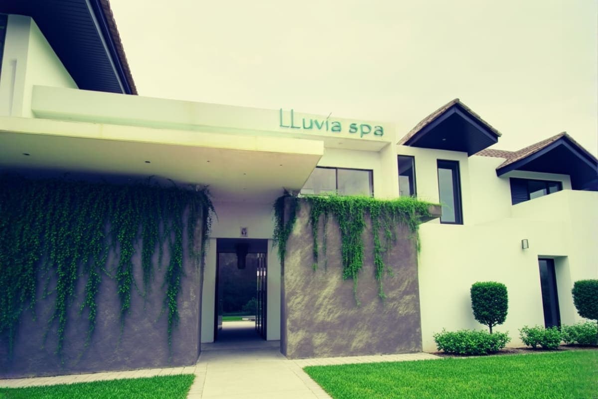 Bali Spa Treatment at Lluvia Spa Seminyak