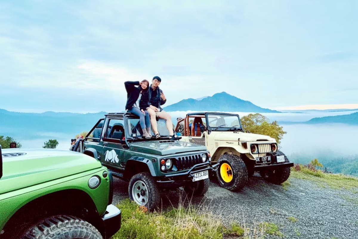 Mount Batur Jeep Sunrise Day Tour With Photographer