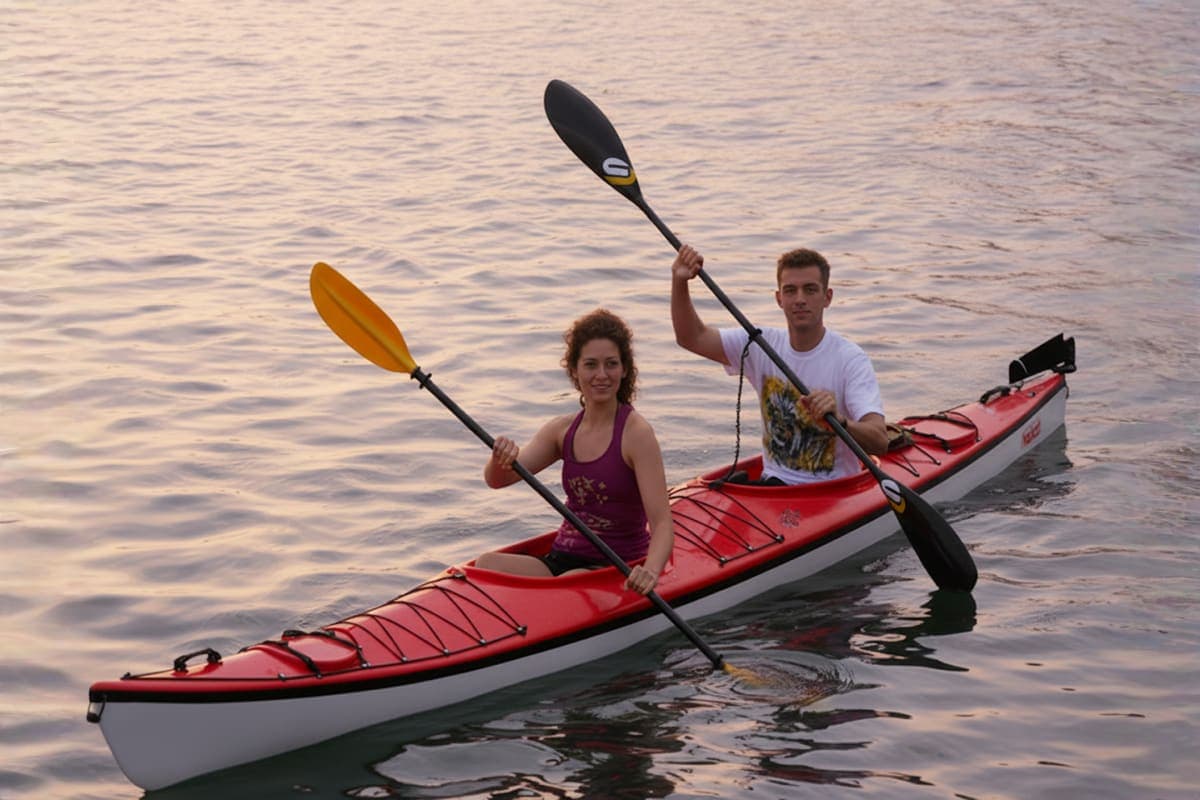 Kayak AUH corniche