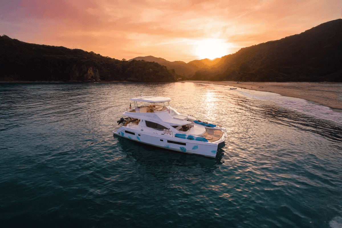 Phi Phi Island and James Bond Island with Phang Nga Bay
