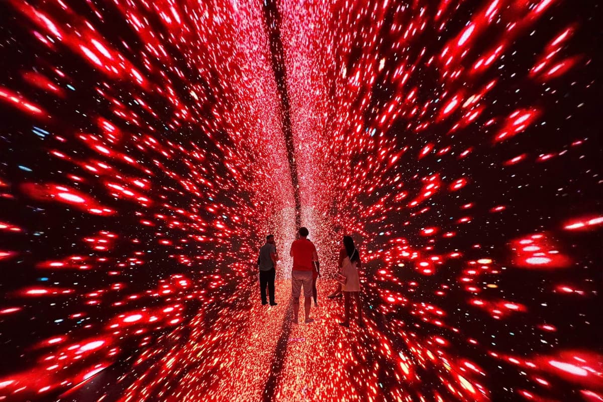 VIP Infinity Tunnel LED