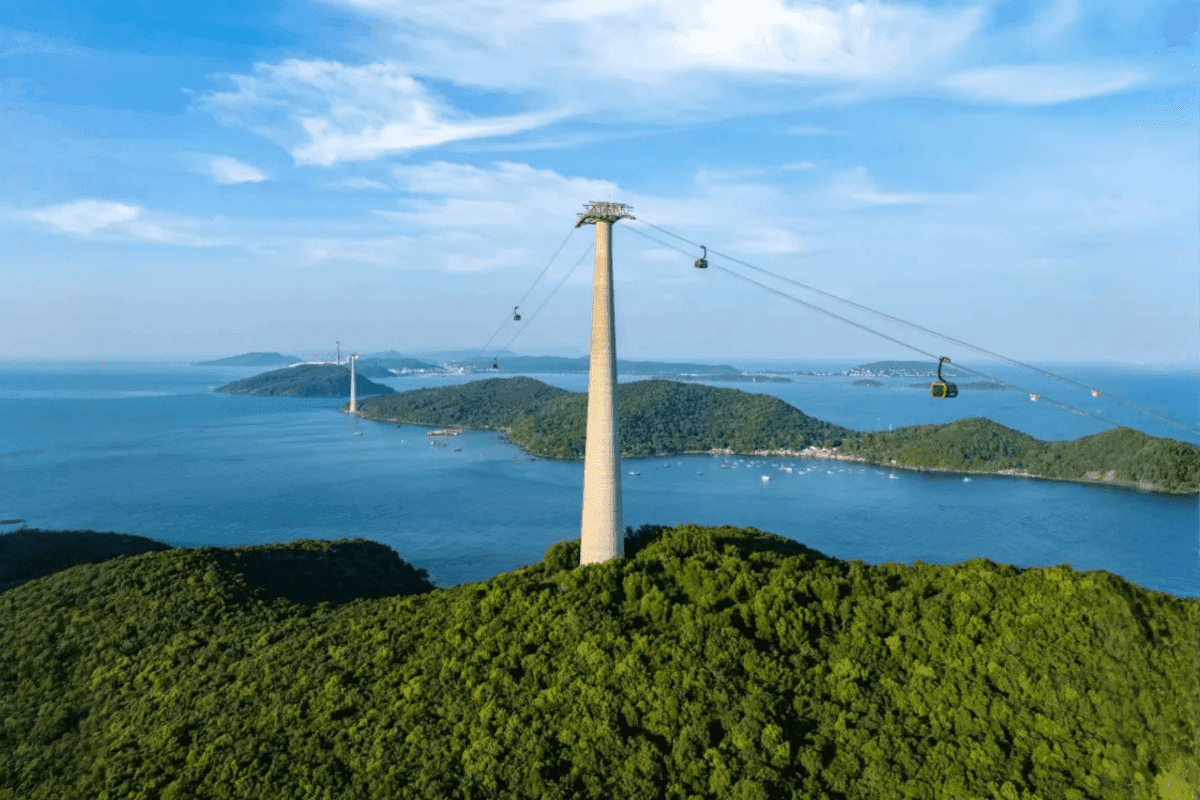 Phu Quoc 4 Islands Tour With Hon Thom Cable Car