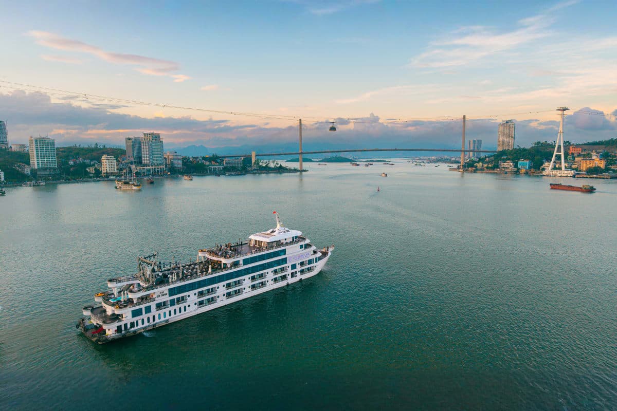 Ambassador day cruise
