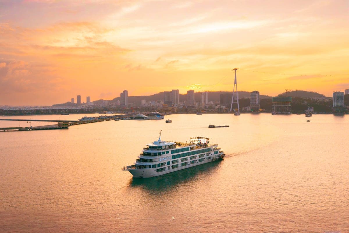 Ambassador day cruise