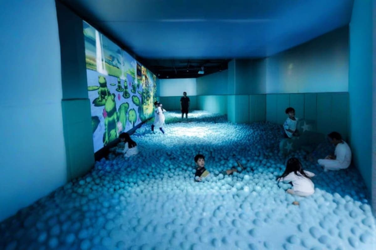 Space and Time Cube Pattaya
