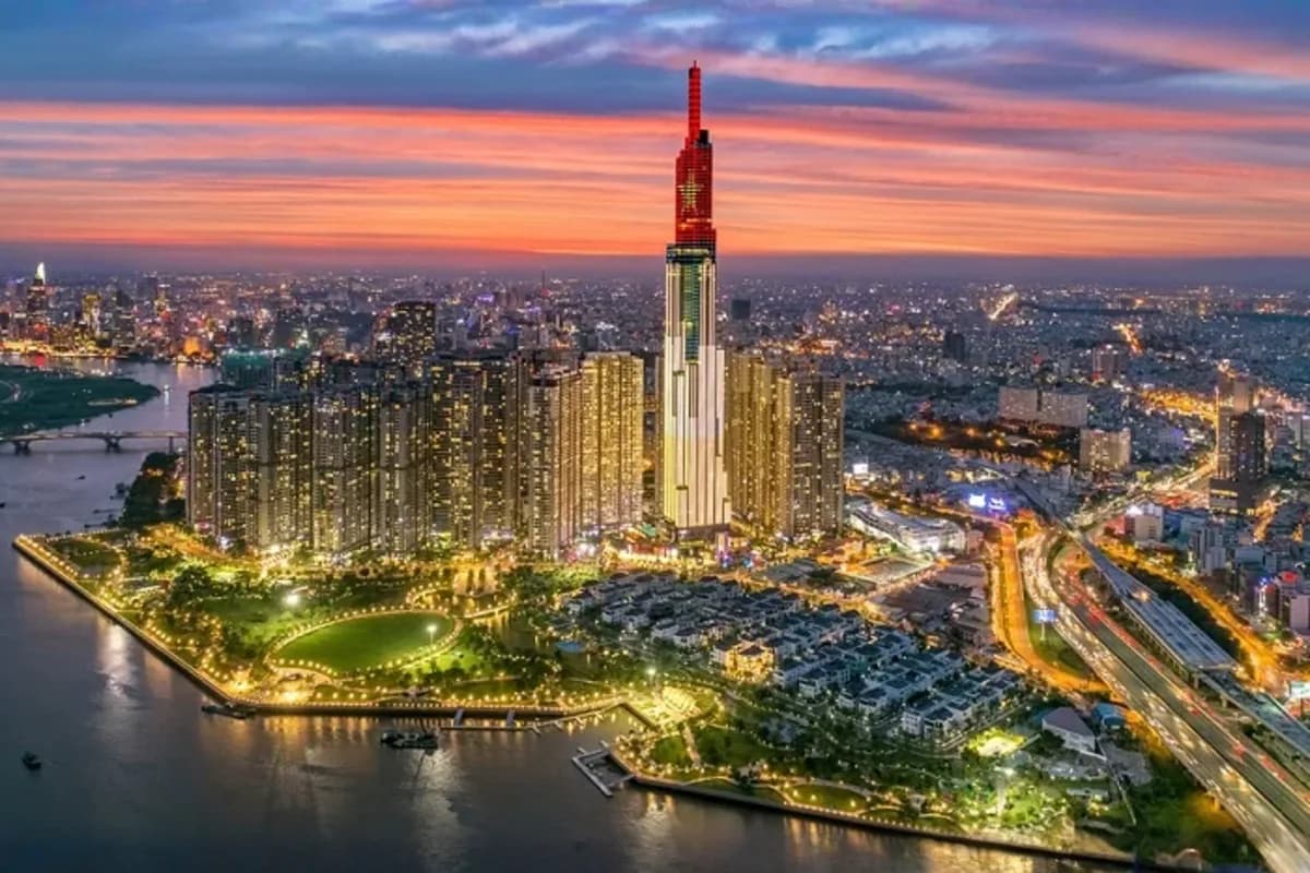 Ho Chi Minh City tour full day Sharing