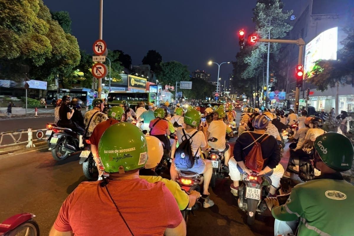 Sai Gon Street Food Tour By Motobike Sharing