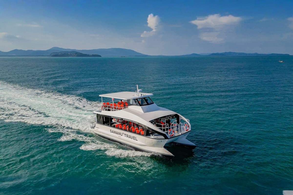 Semi Yacht Phi Phi Islands and Khai Island Day Trip