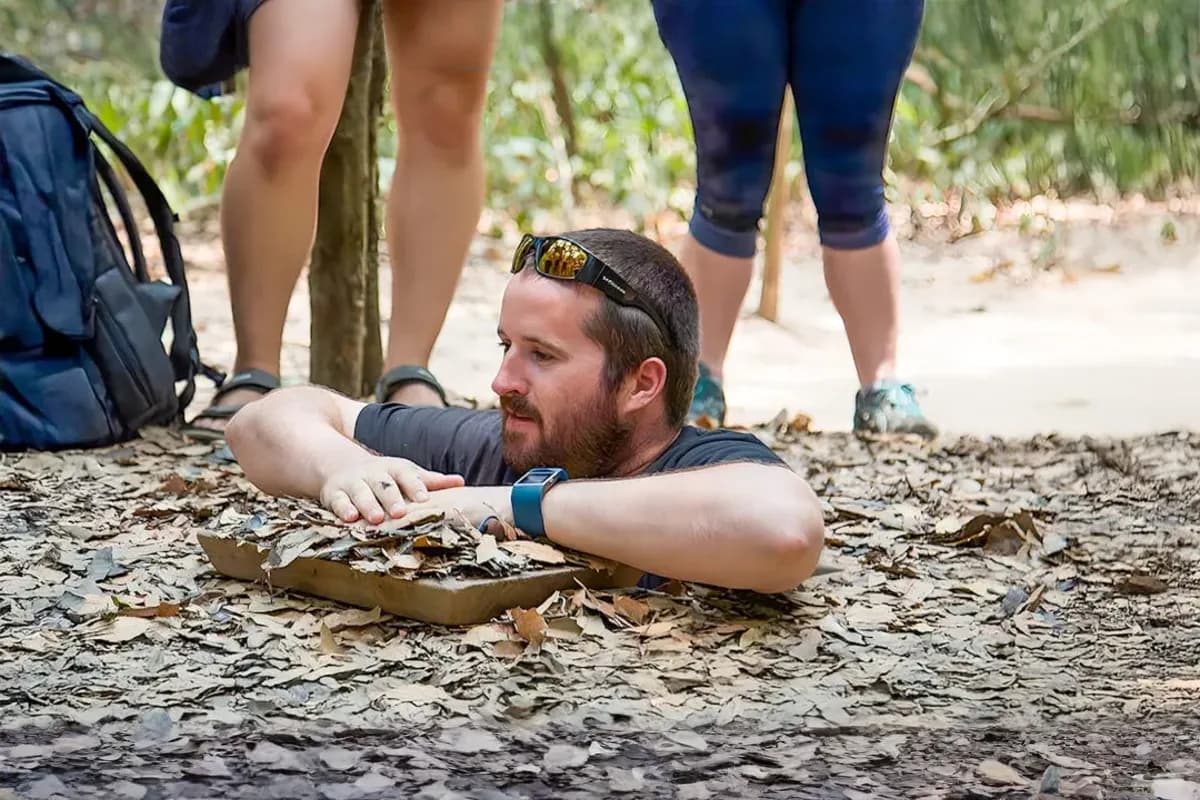 Cu Chi tunnel half day trip Sharing
