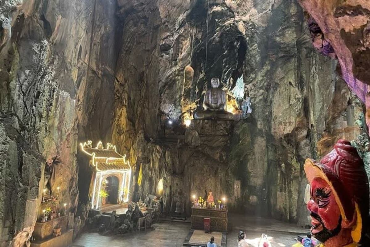 Linh Ung Pagoda Marble Mountains and Hoi An Tour