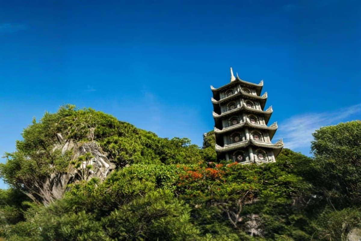 Linh Ung Pagoda Marble Mountains and Am Phu Cave Afternoon Tour
