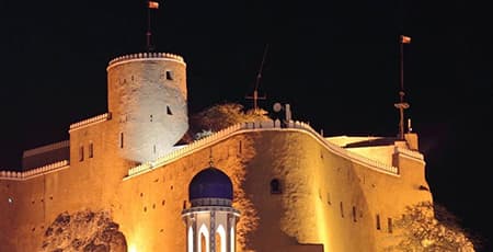 front muscat by night