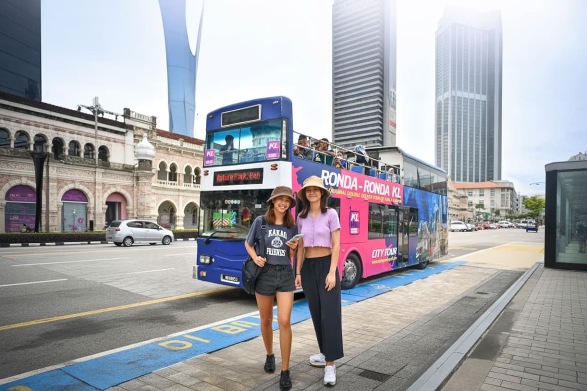 Kuala Lumpur City and Batu Caves Combo Tour