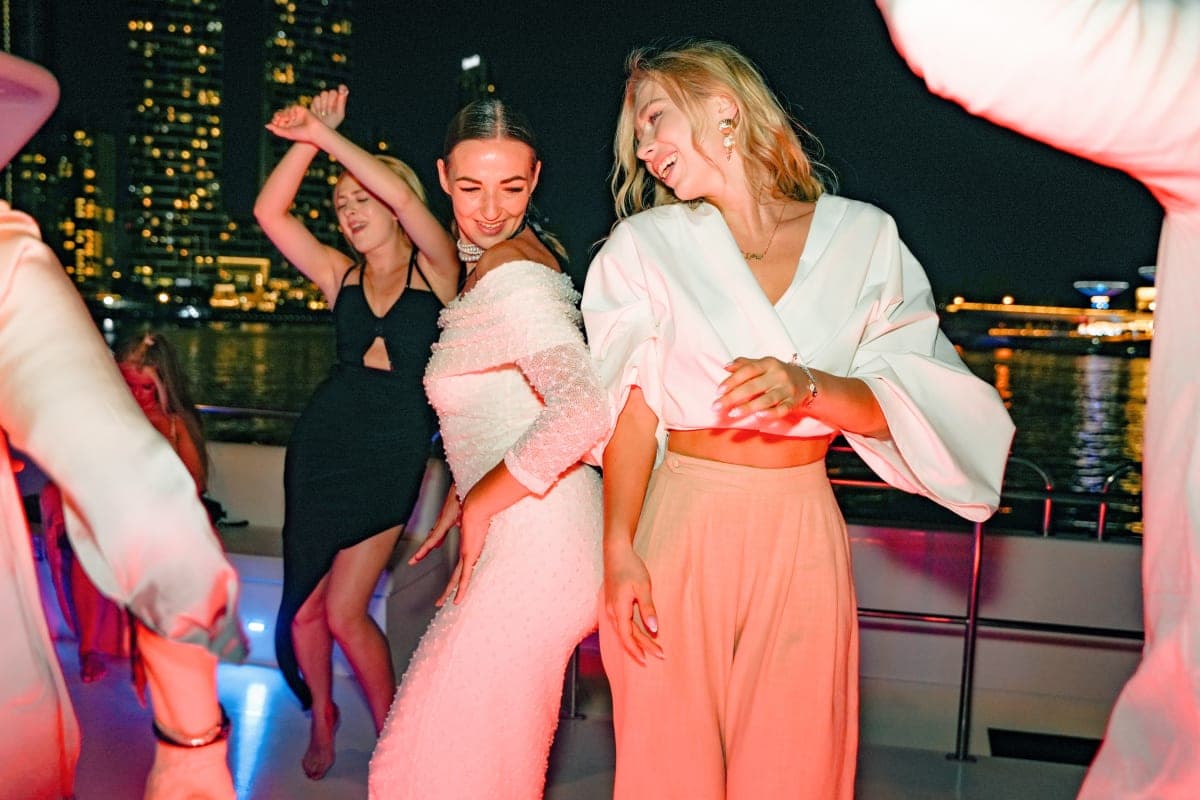 yacht party 05